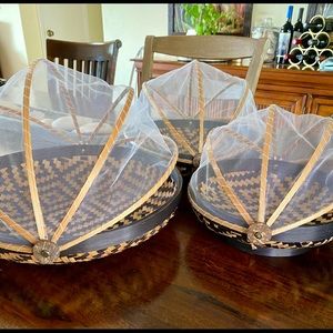 3 food serving tent baskets